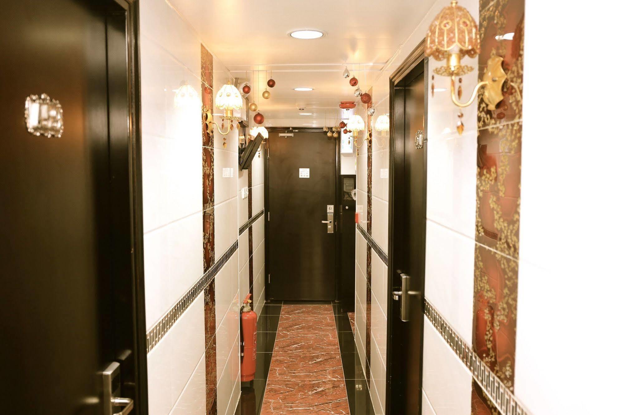 Canada Hotel Hong Kong Exterior photo